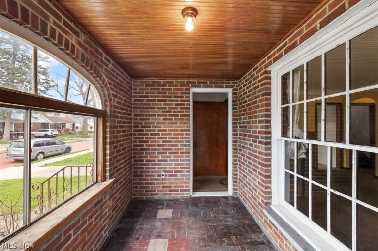 3321 Archmere Avenue, Cleveland, OH - Photo 4