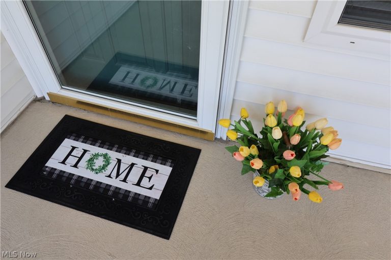 6912 Paradise Way, North Ridgeville, OH - Photo 3