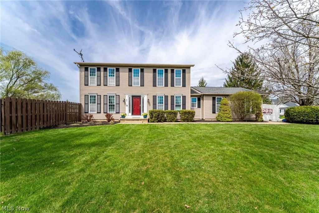 53 Charter Drive, Northfield, OH