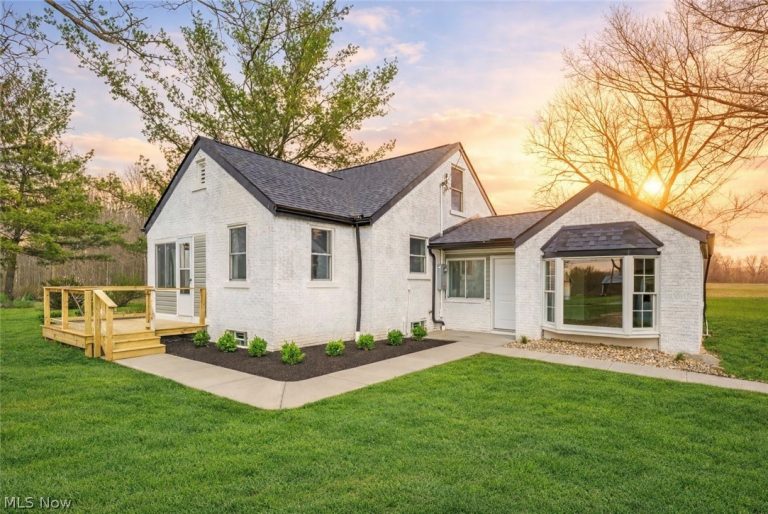 9509 Reed Road, Columbia Station, OH, 44028