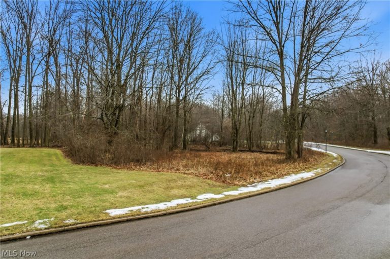 Lakeview Drive, Hubbard, OH - Photo 3