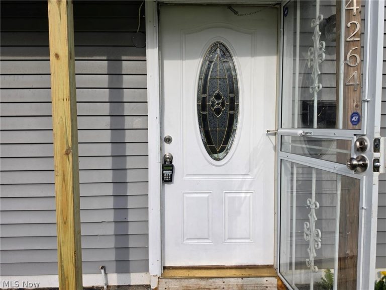 4264 164th Street, Cleveland, OH - Photo 3