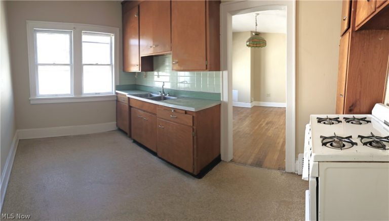 3738 137th Street, Cleveland, OH - Photo 8