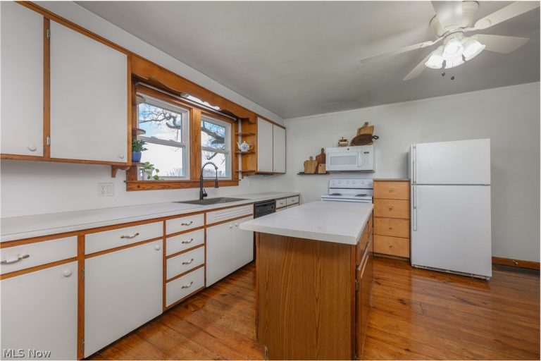 10850 Angling Road, Wooster, OH - Photo 6