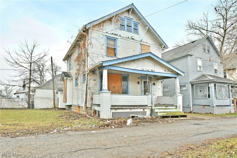 642 St Clair Avenue, Warren, OH - Photo 3