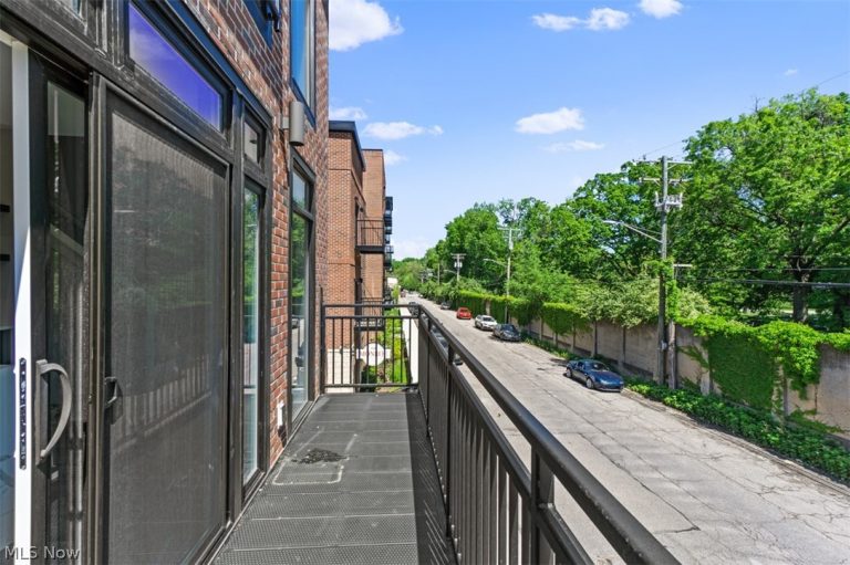 1895 Coltman Road #11, Cleveland, OH - Photo 3