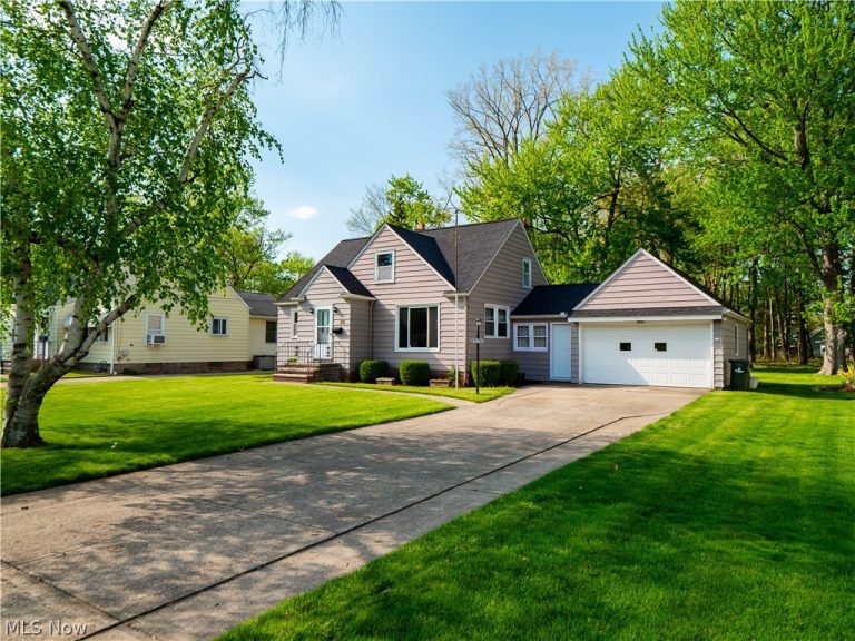 23790 Elm Road, North Olmsted, OH - Photo 5