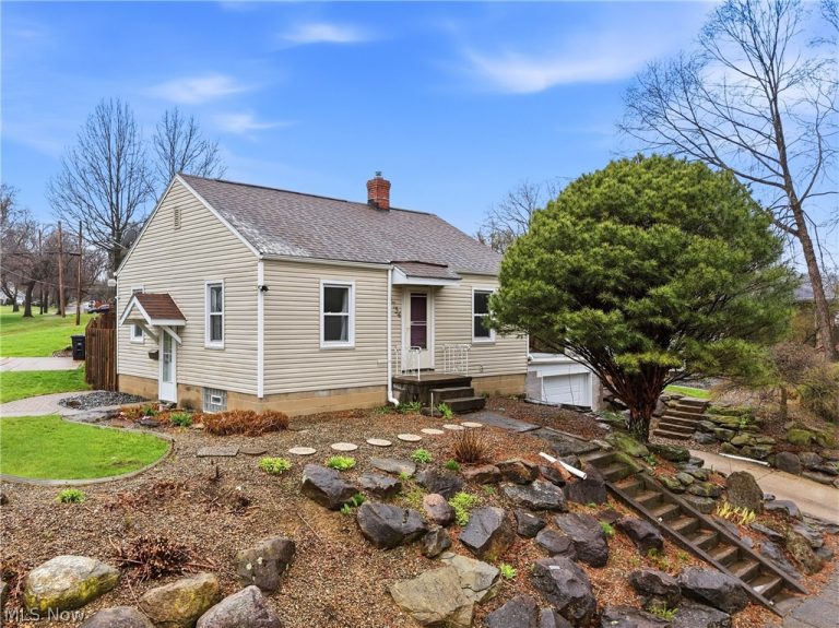 1734 Tonawanda Avenue, Akron, OH, 44305