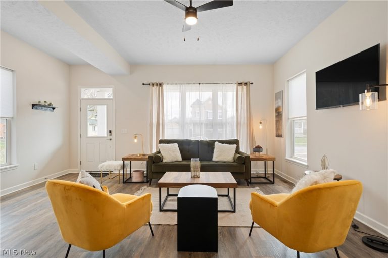 2250 100th Street, Cleveland, OH - Photo 6