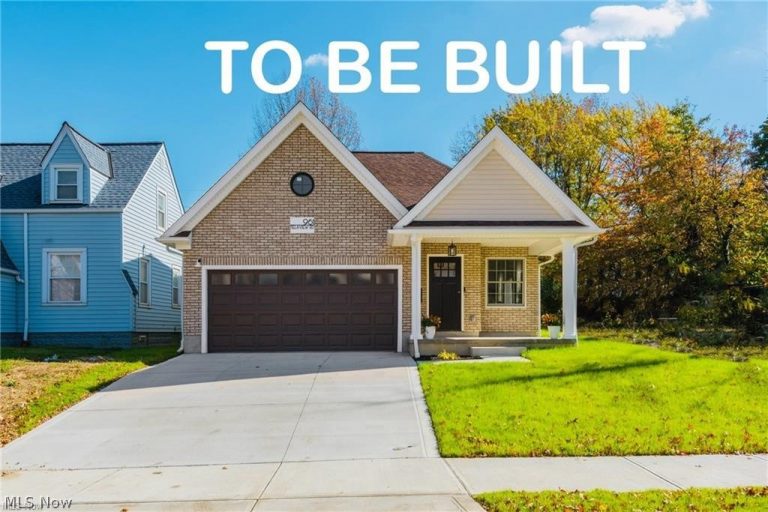 924 Greyton, Cleveland Heights, OH, 44112