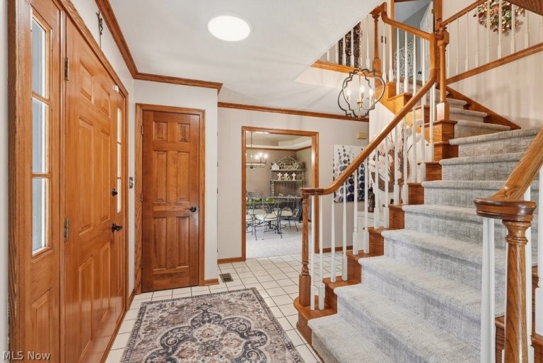 3606 Avanti Lane, Uniontown, OH - Photo 3