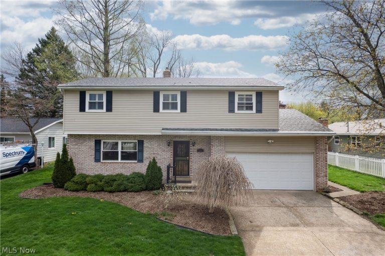 215 Grayling Drive, Fairlawn, OH, 44333