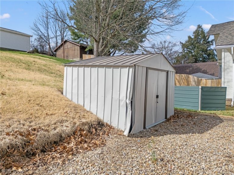 831 9th Street, Massillon, OH - Photo 6