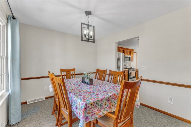 3719 Pheasants Walk, Brunswick, OH - Photo 5