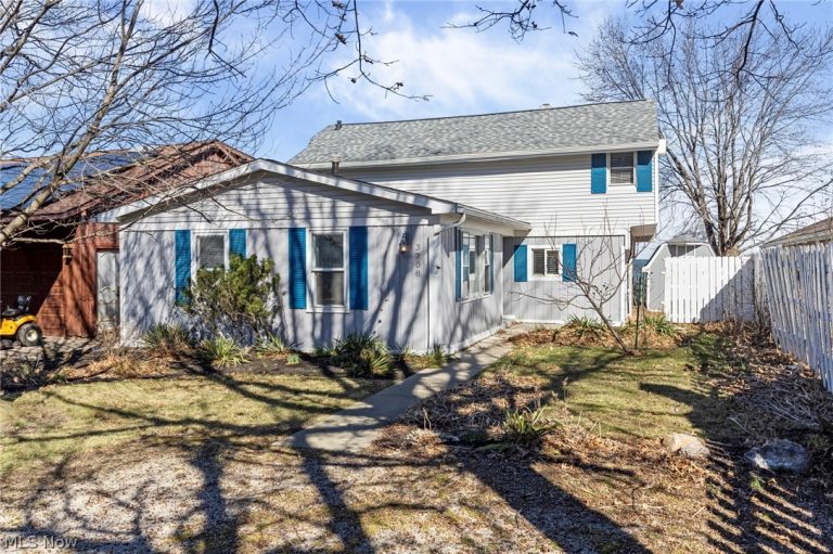 3708 Edgewater Drive, Vermilion, OH - Photo 2