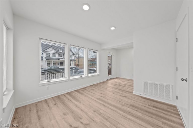 4711 Bridge Avenue, Cleveland, OH - Photo 5