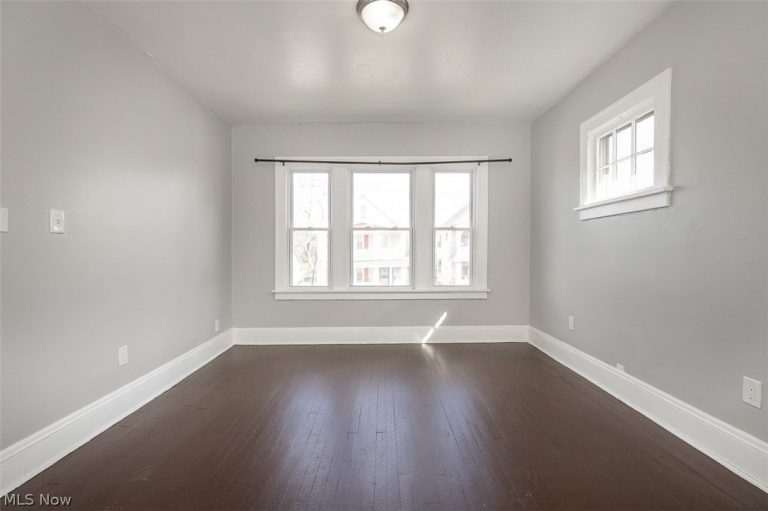 14112 Edgewood Avenue, Cleveland, OH - Photo 3