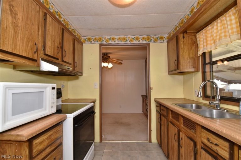 5 Michael Drive #5, Olmsted Twp, OH - Photo 6