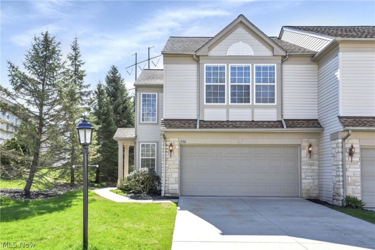 1370 Yorkshire Drive, Broadview Heights, OH, 44147