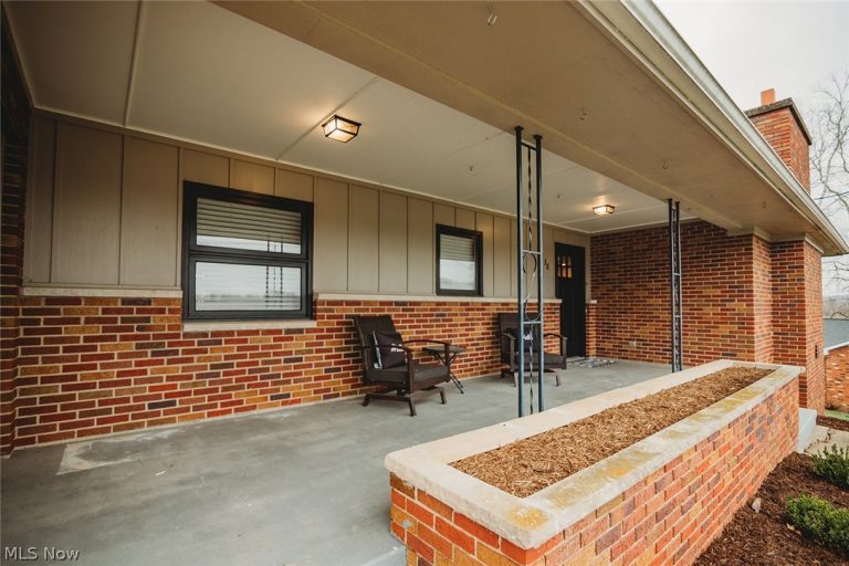 38 Fair Avenue, Beverly, OH - Photo 3
