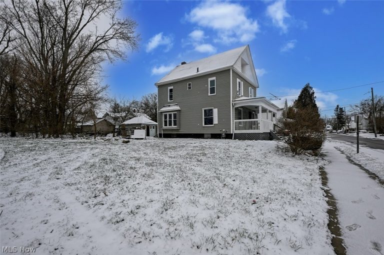 1060 Yale Street, Akron, OH - Photo 4