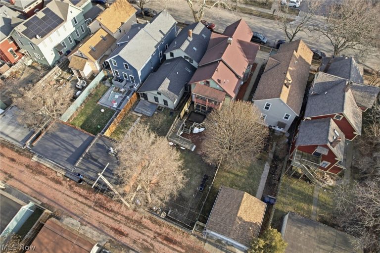 4202 Whitman Avenue, Cleveland, OH - Photo 6