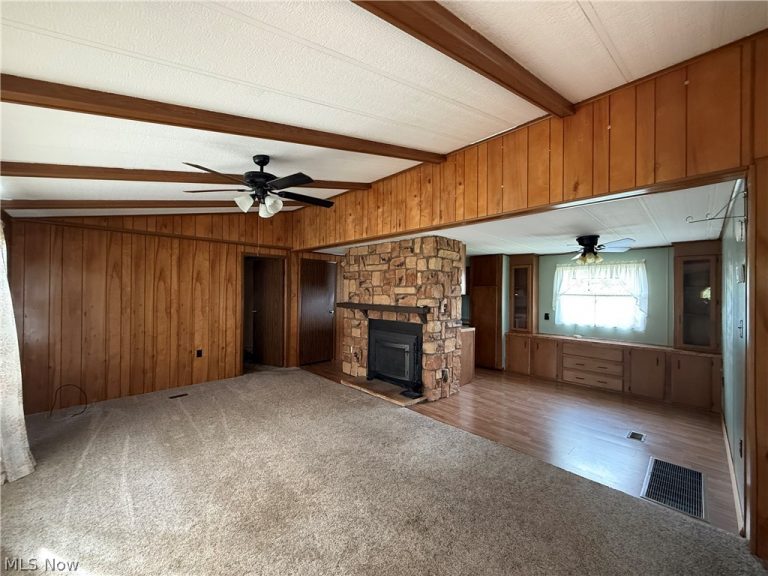 1129 Oak Grove Road, Waverly, WV - Photo 3