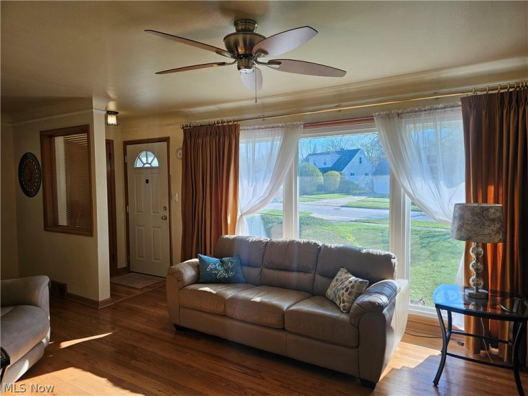 4087 Suffolk Road, South Euclid, OH - Photo 6