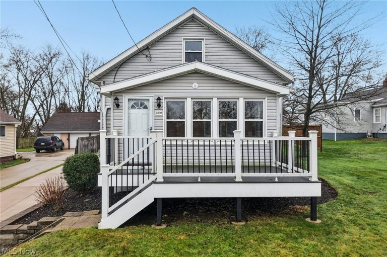 2230 Cooledge Avenue, Akron, OH, 44305