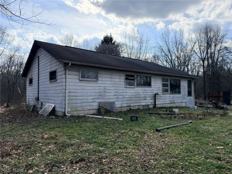 6223 Wayland Road, Ravenna, OH, 44266