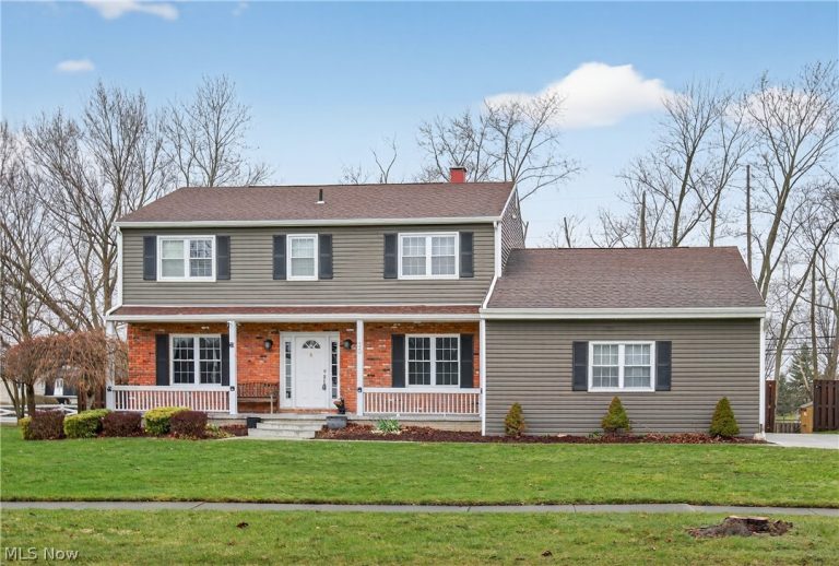 30 Chelmsford Drive, Aurora, OH, 44202
