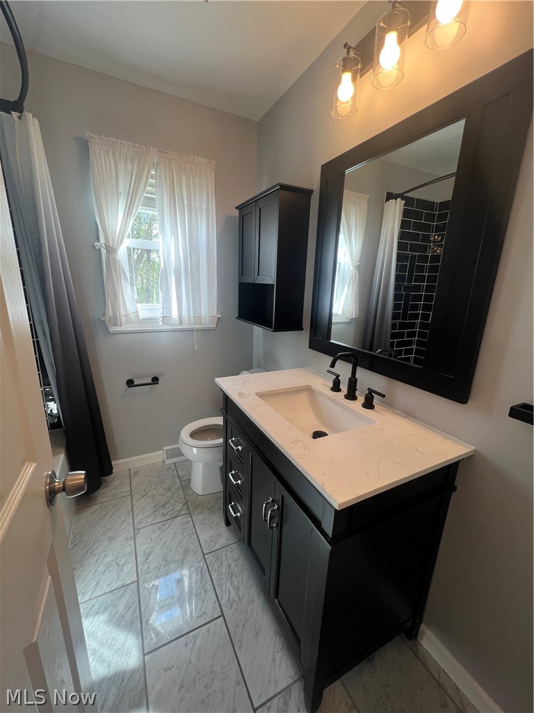 1945 Chatam Street, Cuyahoga Falls, OH - Photo 8