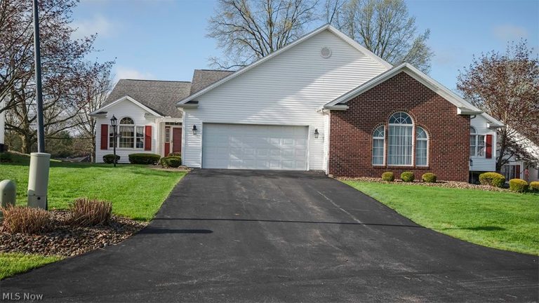 248 Cranberry Court, Warren, OH, 44483