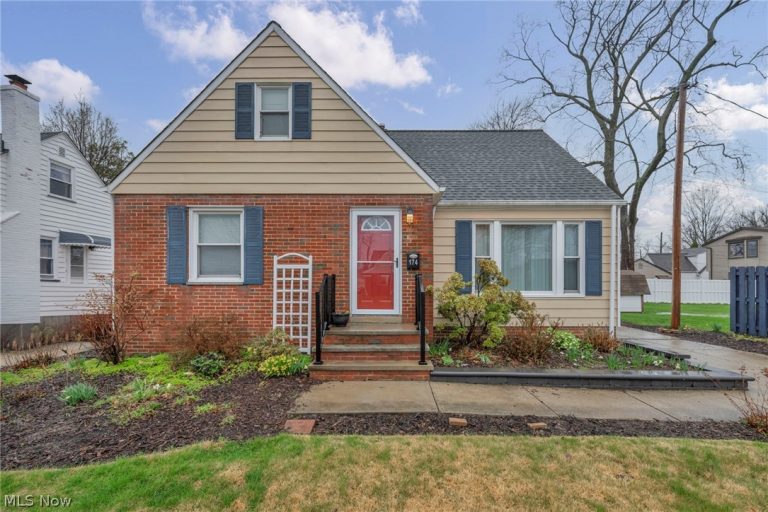 174 286th Street, Willowick, OH - Photo 2