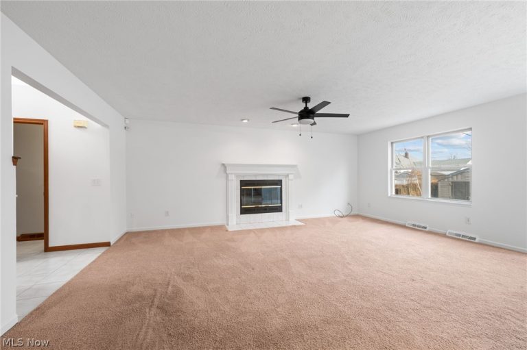 29008 Uxbridge Drive, Willowick, OH - Photo 8