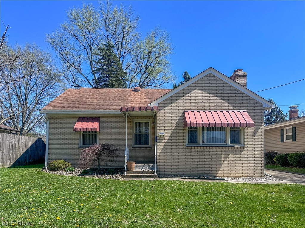 319 Summit Avenue, Niles, OH