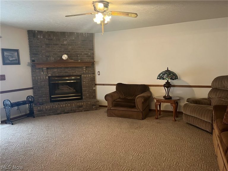 17615 Alexander Road, Walton Hills, OH - Photo 4