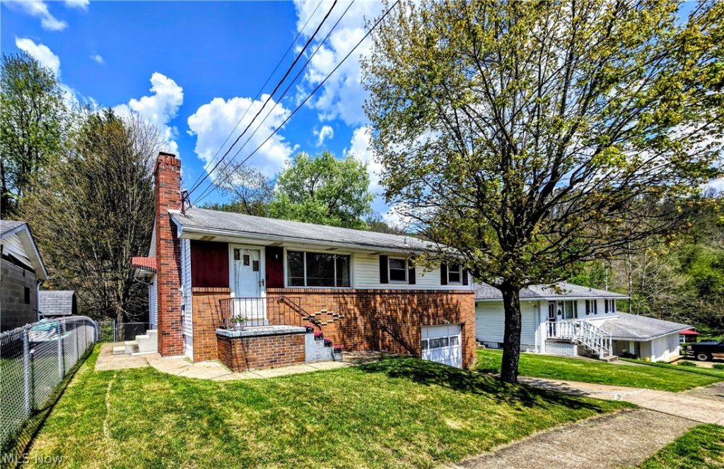 108 Theresa Drive, Weirton, WV