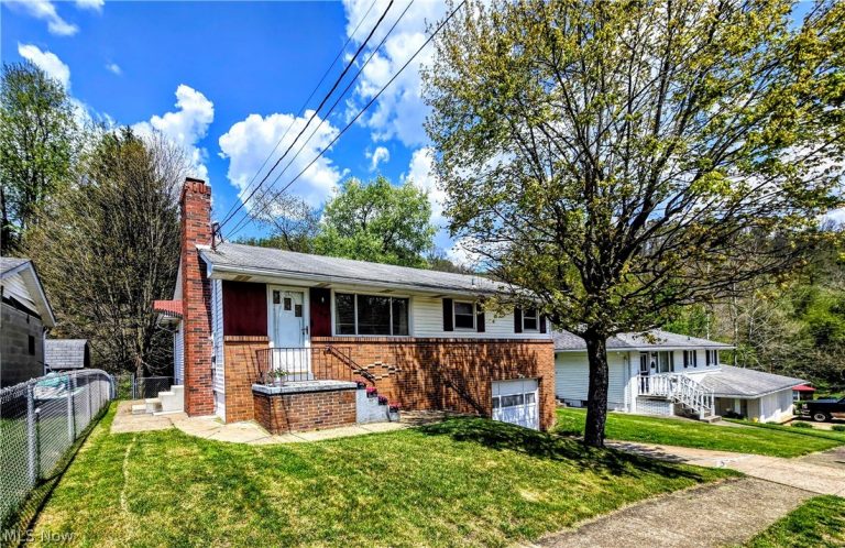 108 Theresa Drive, Weirton, WV, 26062