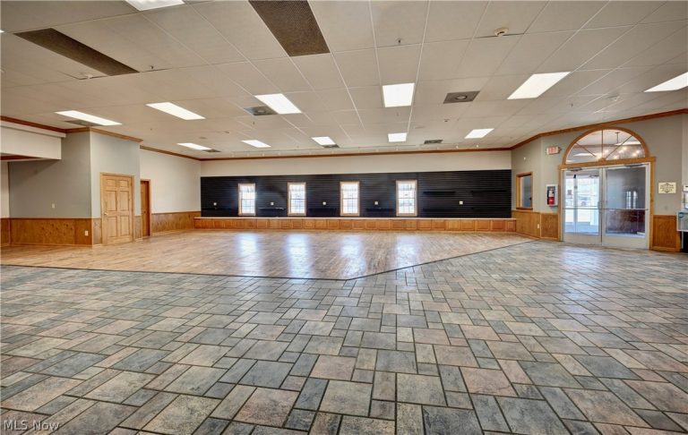 14278 Lincoln Way, Dalton, OH - Photo 5