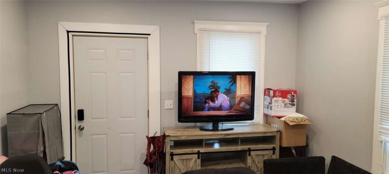 3568 67th Street, Cleveland, OH - Photo 2