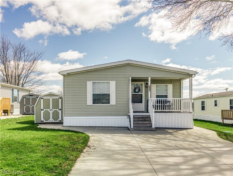 4822 Valley Hills Drive, Ravenna, OH, 44266