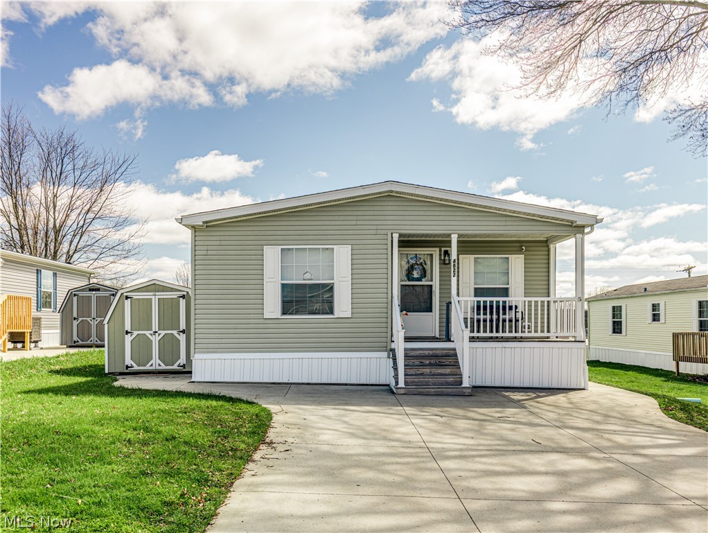 4822 Valley Hills Drive, Ravenna, OH