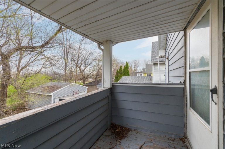 4004 52nd Street, Newburgh Heights, OH - Photo 4