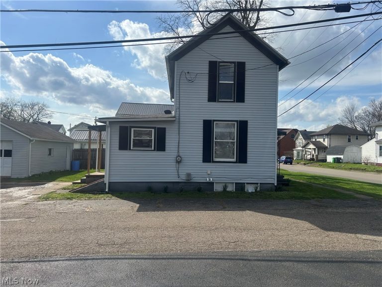 839 Orange Street, Coshocton, OH - Photo 2