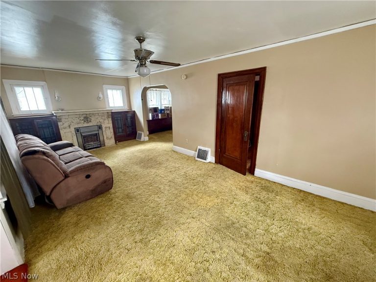 1375 Curtis Street, Akron, OH - Photo 5