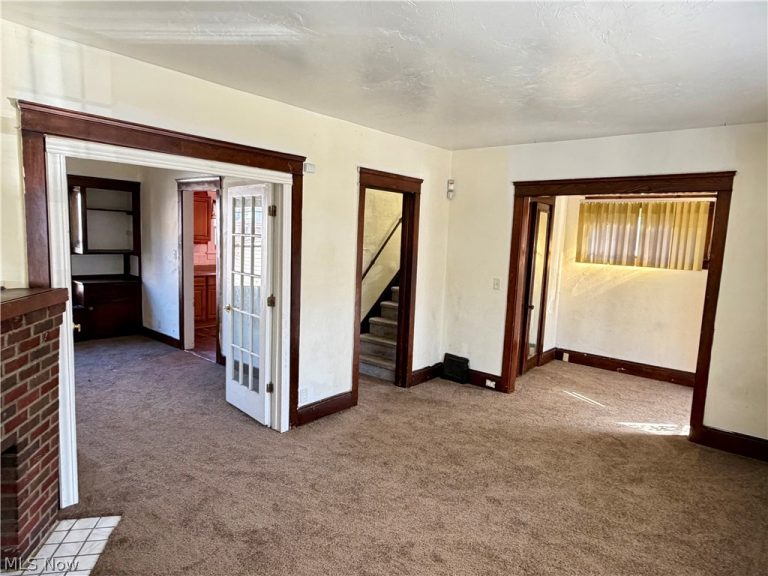 9711 Parmelee Avenue, Cleveland, OH - Photo 3