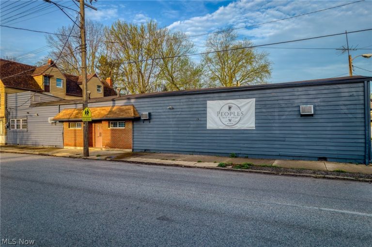 3614 65th Street, Cleveland, OH - Photo 3