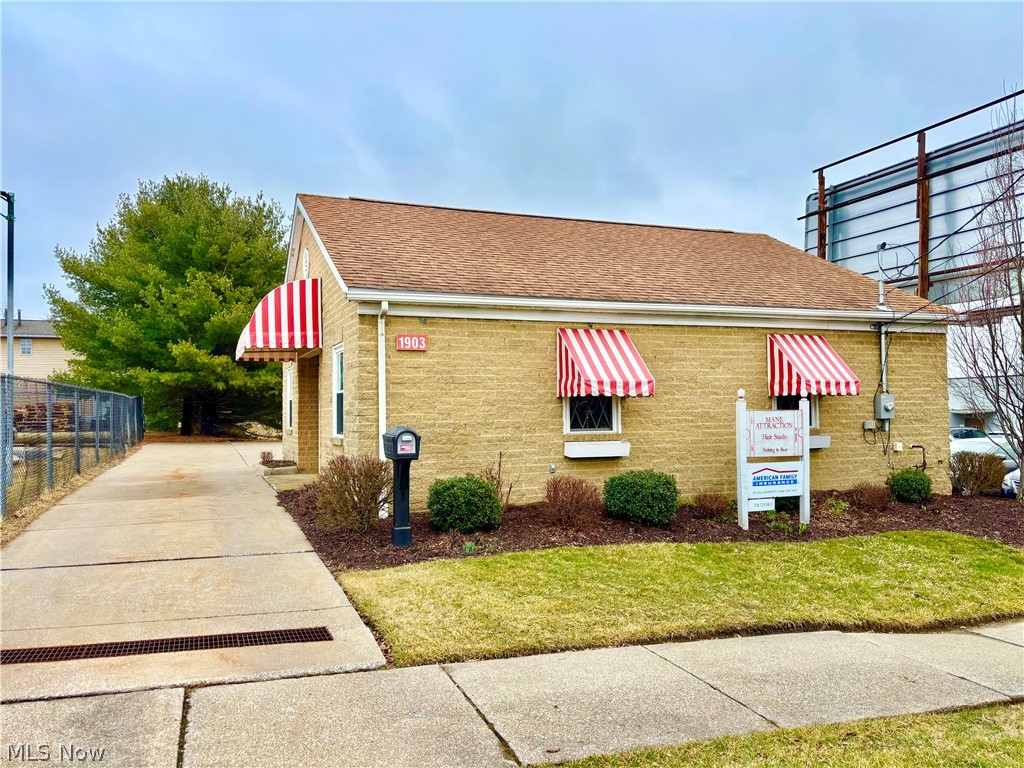 1903 Brown Street, Akron, OH