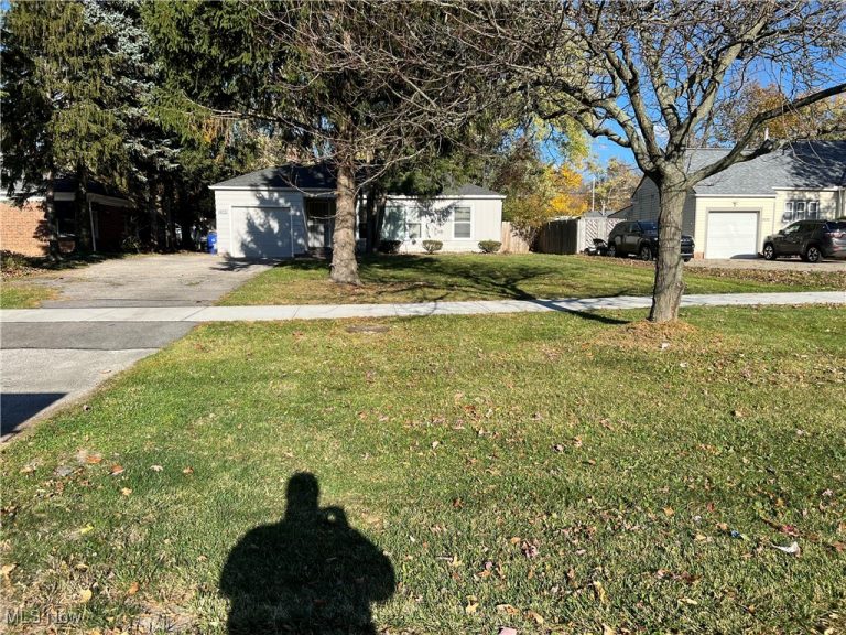 Belvoir Boulevard, South Euclid, OH, 44121